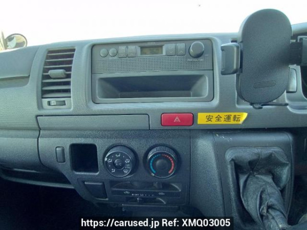Used 2006 MT toyota hiace-van KDH200V Image[24]