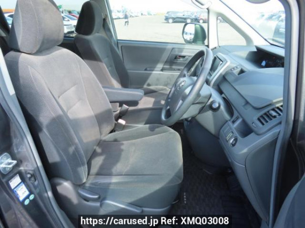 Used 2009 AT toyota noah ZRR70G Image[14]