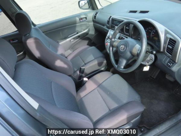 Used 2004 AT toyota wish ZNE10G Image[13]