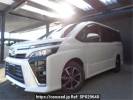 Toyota Voxy ZRR85W