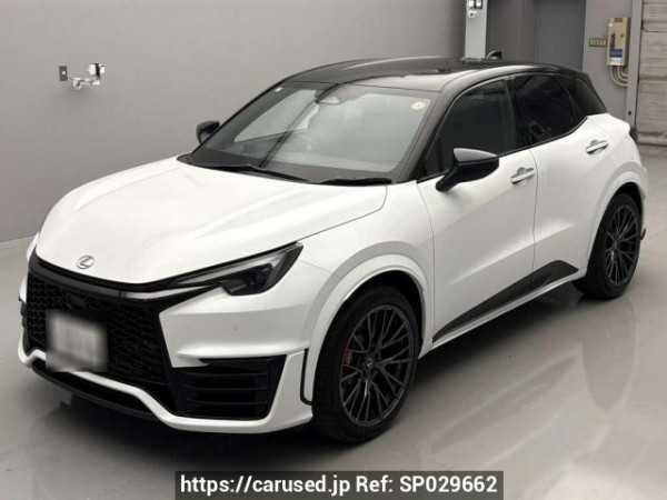 Used 2025 MT lexus lbx GAYA16 Image[0]