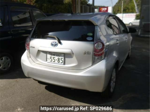 Used 2012 AT toyota aqua NHP10 Image[2]