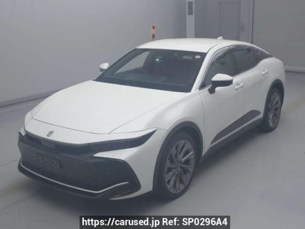 Used 2023 AT toyota crown-crossover AZSH35 Image[0]