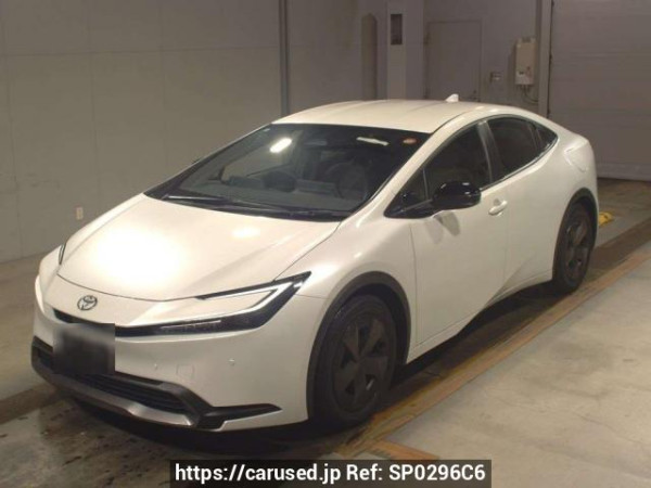 Used 2023 AT toyota prius ZVW60 Image[0]