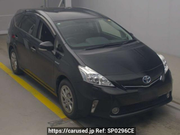 Used 2014 AT toyota prius-alpha ZVW41W Image[2]