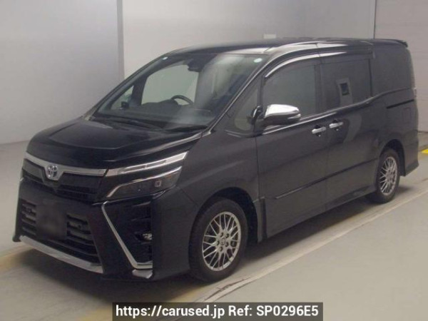 Used 2020 AT toyota voxy ZWR80W Image[0]