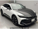 Toyota Crown Crossover TZSH35