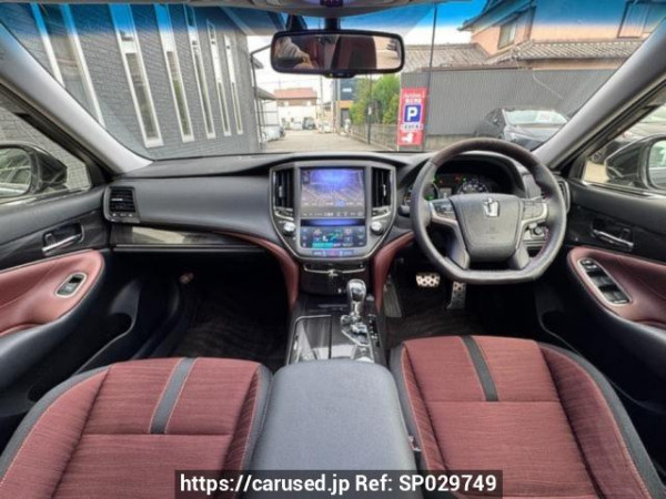 Used 2014 AT toyota crown-hybrid AWS210 Image[1]
