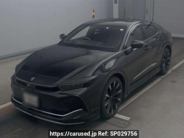 Used 2023 AT toyota crown-crossover TZSH35 Image[0]