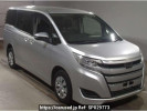 Toyota Noah ZRR85G