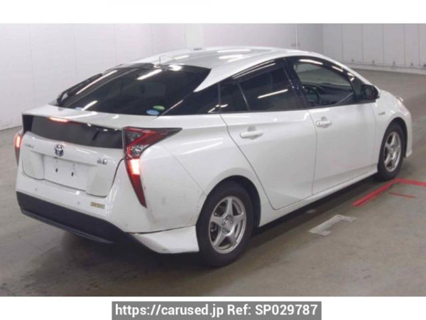 Used 2018 AT toyota prius ZVW50 Image[1]