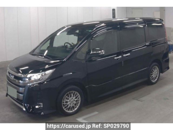 Used 2021 AT toyota noah ZWR80W Image[0]