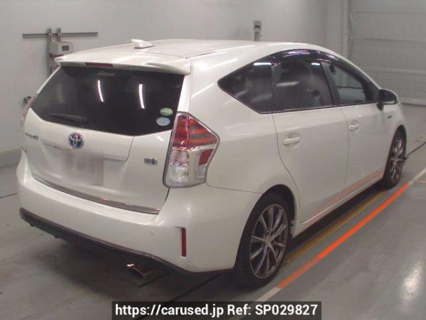 Used 2015 AT toyota prius-alpha ZVW41W Image[1]