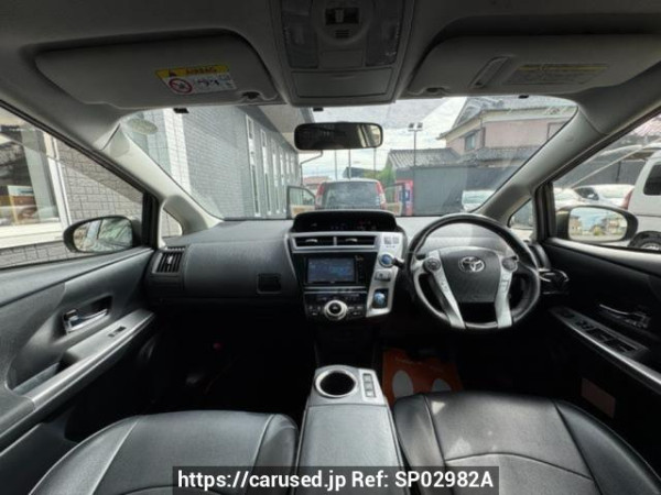 Used 2015 AT toyota prius-alpha ZVW41W Image[1]