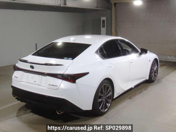 Used 2021 AT lexus is AVE30 Image[1]