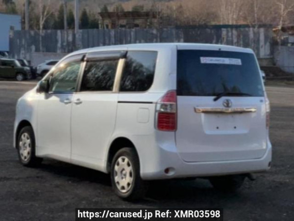 Used 2008 AT toyota noah ZRR75G Image[4]