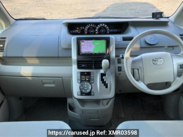 Used 2008 AT toyota noah ZRR75G Image[17]