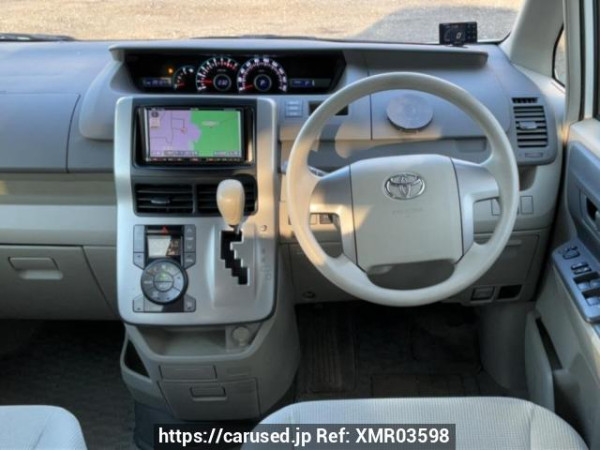 Used 2008 AT toyota noah ZRR75G Image[19]
