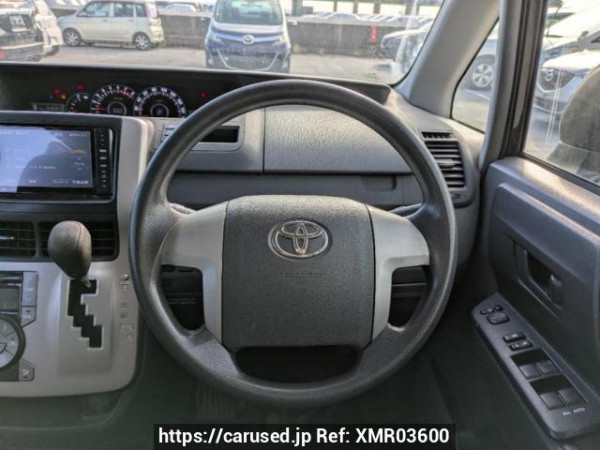 Used 2008 AT toyota noah ZRR70G Image[22]