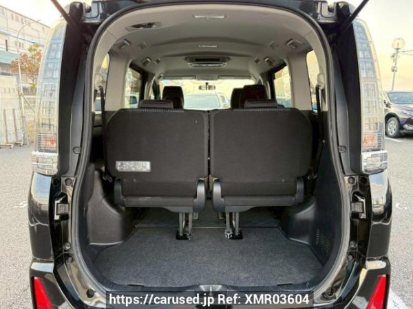 Used 2014 AT toyota voxy ZRR80W Image[8]
