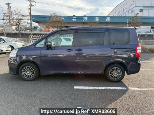 Used 2010 AT toyota noah ZRR70G Image[3]