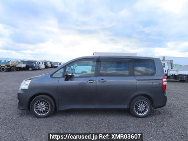 Used 2010 AT toyota noah ZRR70G Image[3]