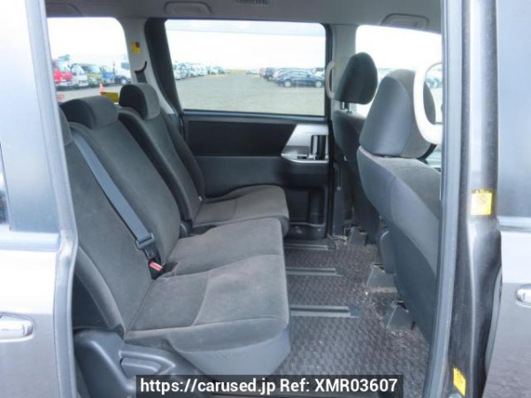 Used 2010 AT toyota noah ZRR70G Image[17]