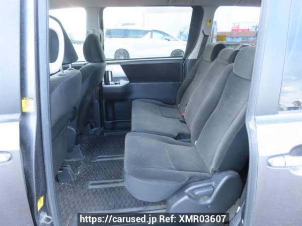 Used 2010 AT toyota noah ZRR70G Image[19]