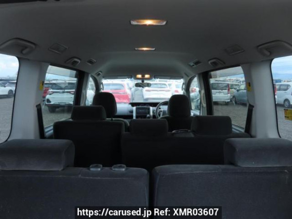 Used 2010 AT toyota noah ZRR70G Image[23]