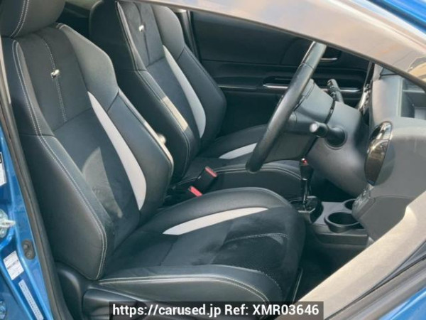 Used 2014 AT toyota aqua NHP10 Image[12]