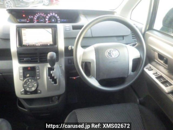 Used 2008 AT toyota noah ZRR70W Image[18]