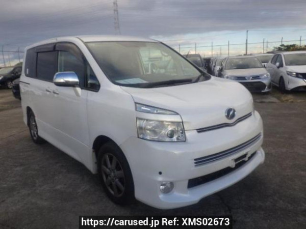 Used 2009 AT toyota voxy ZRR70W Image[0]