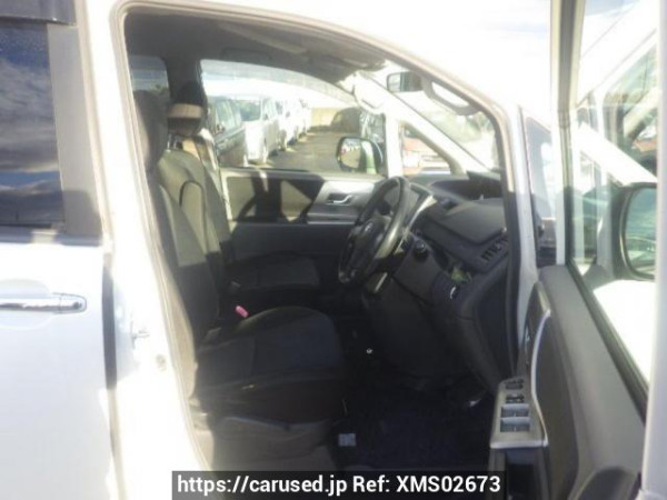 Used 2009 AT toyota voxy ZRR70W Image[11]