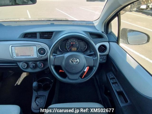 Used 2013 AT toyota vitz NSP130 Image[21]