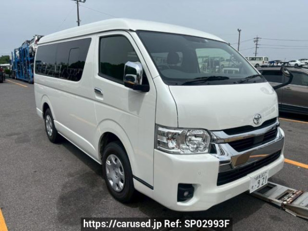 Used 2022 AT toyota hiace-wagon TRH219W Image[0]
