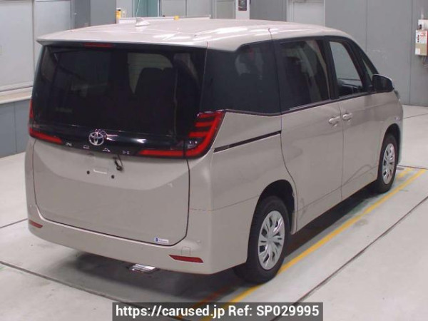 Used 2022 AT toyota noah MZRA95W Image[1]