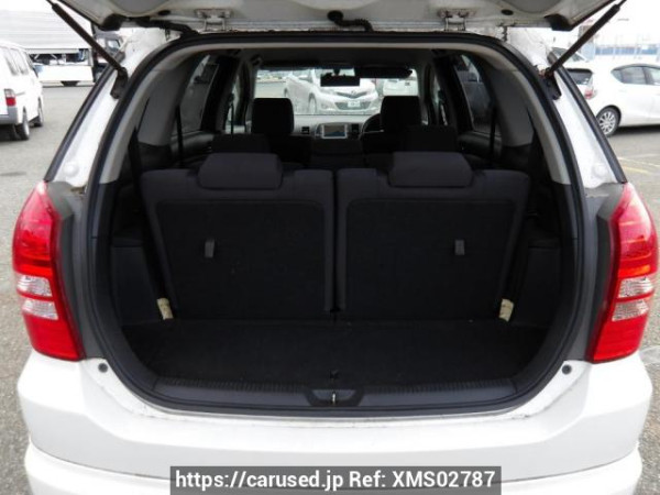 Used 2005 AT toyota wish ZNE10G Image[8]