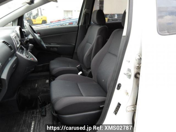 Used 2005 AT toyota wish ZNE10G Image[14]