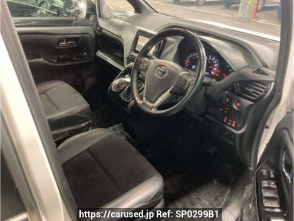 Used 2021 AT toyota voxy ZRR80W Image[2]