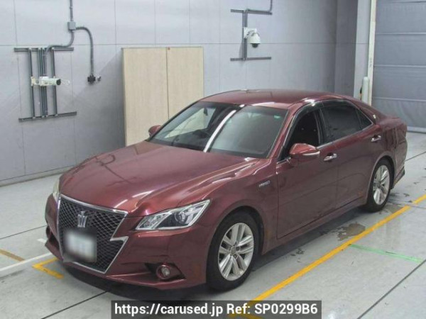 Used 2013 AT toyota crown-hybrid AWS210 Image[0]