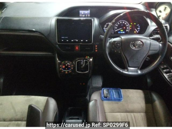 Used 2019 AT toyota esquire ZWR80G Image[2]