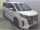 Toyota Noah ZRR80W