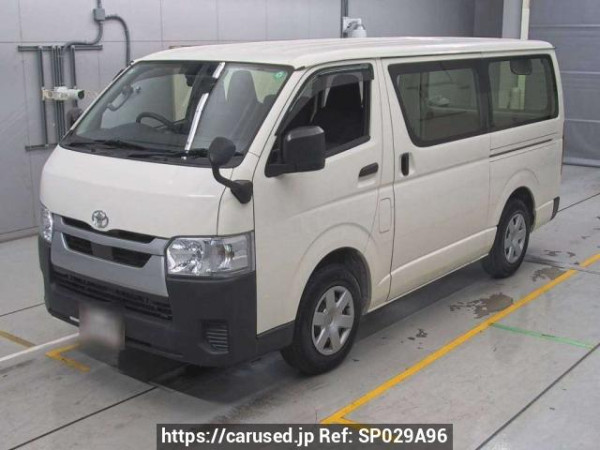 Used 2022 AT toyota hiace-van GDH201V Image[0]
