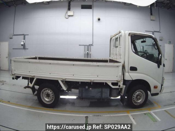 Used 2016 MT toyota toyoace-truck KDY231 Image[2]