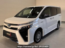 Toyota Voxy ZWR80W
