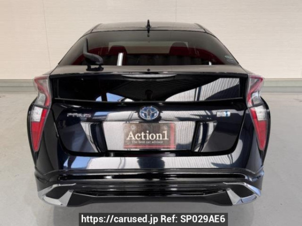 Used 2017 AT toyota prius ZVW50 Image[1]