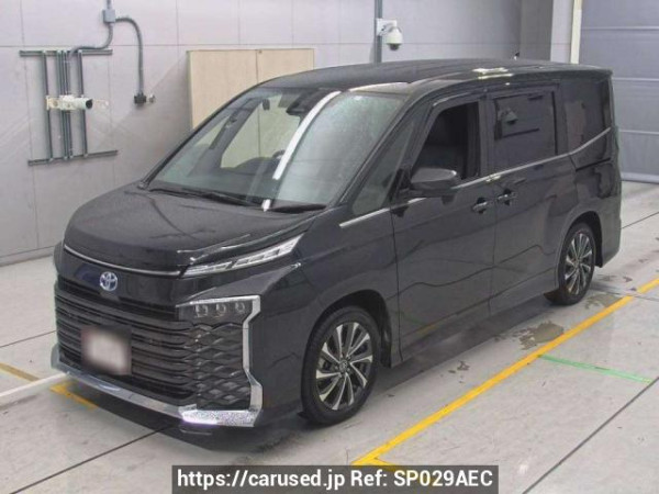 Used 2023 AT toyota voxy ZWR90W Image[0]