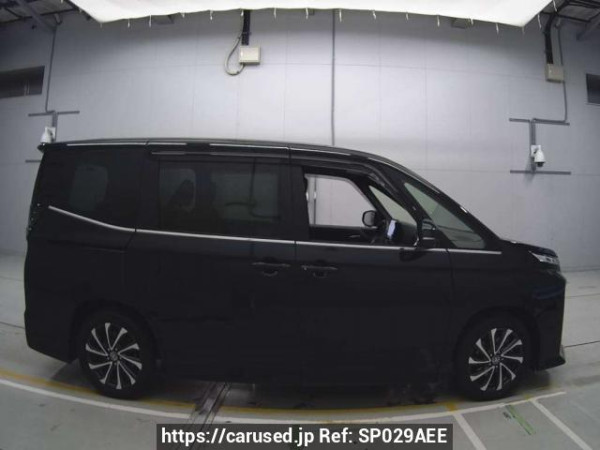Used 2022 AT toyota voxy ZWR90W Image[2]