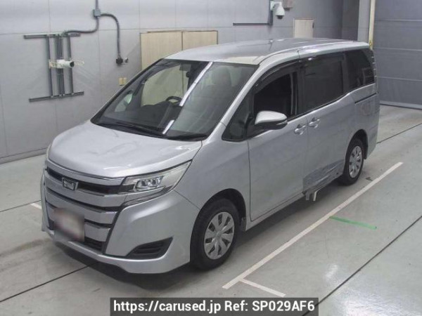 Used 2018 AT toyota noah ZRR80Gｶｲ Image[0]