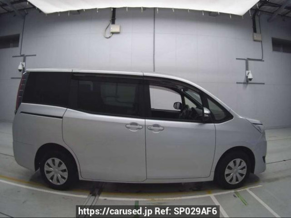 Used 2018 AT toyota noah ZRR80Gｶｲ Image[2]